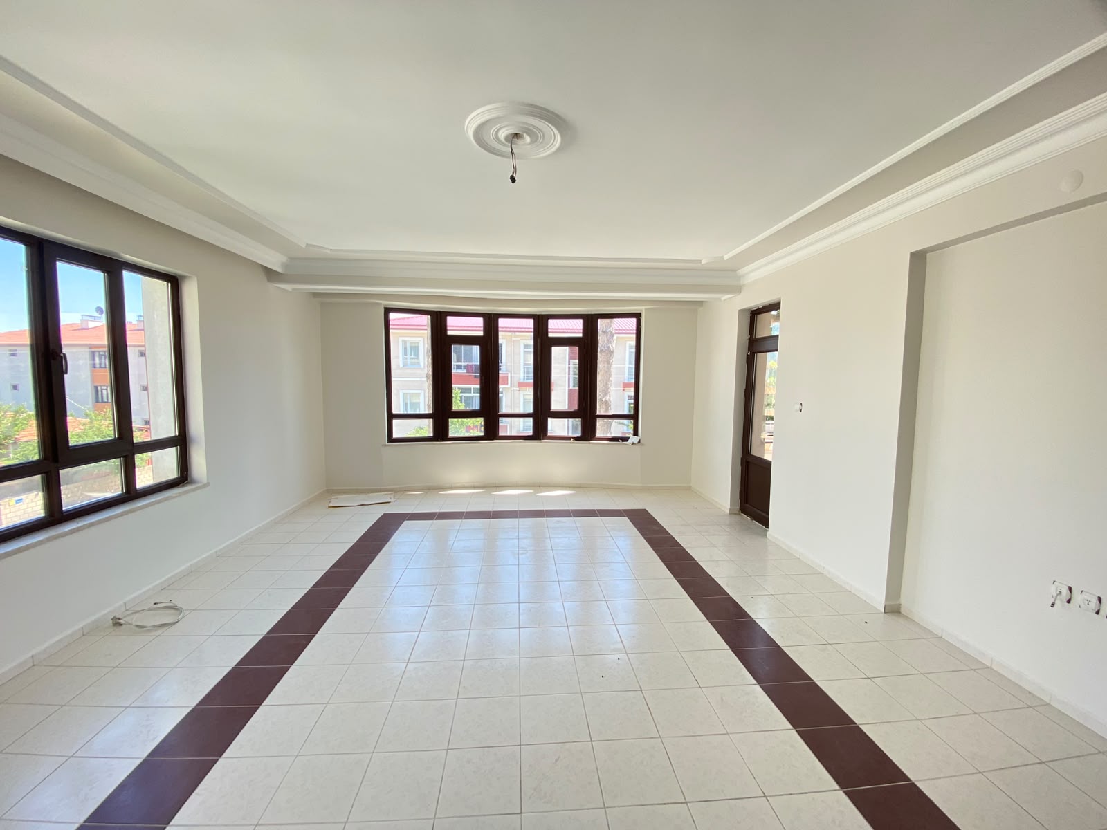 MABEL'DEN YENİMAHALLE'DE KİRALIK 180M2 4+1 DAİRE
